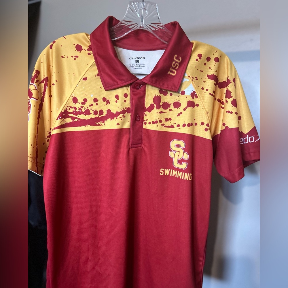 Men’s Large USC Polo